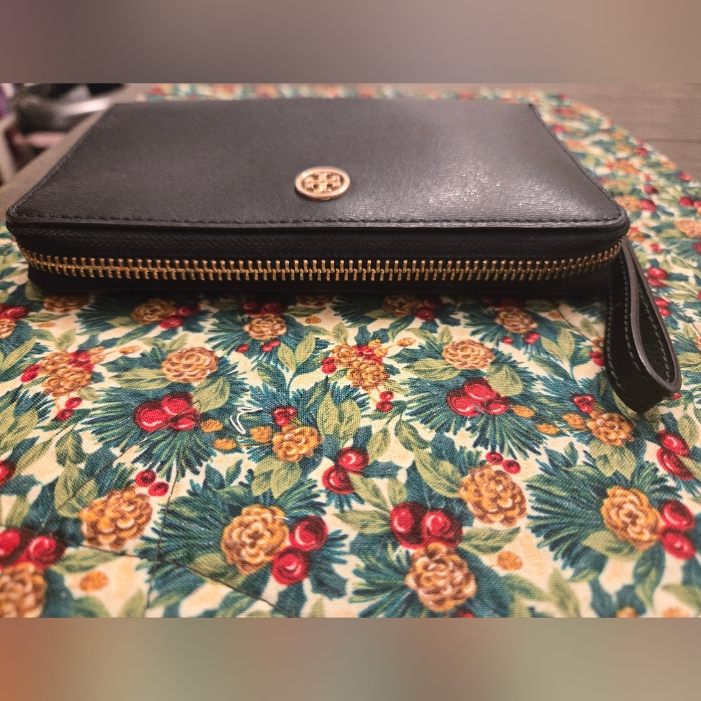 Tory Burch Black Leather Wristlet Wallet - Picture 3 of 11
